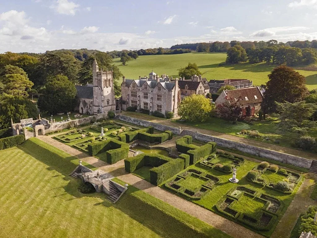 Summer Picnic & Garden Visit at Barrow Court