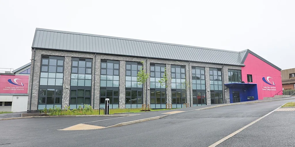 Gorseinon - School Leavers' Open Evening / Noson Agored Ymadawyr Ysgol at Gorseinon Campus