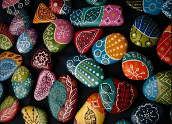 Rock Painting at The Hutti, Changing Suits