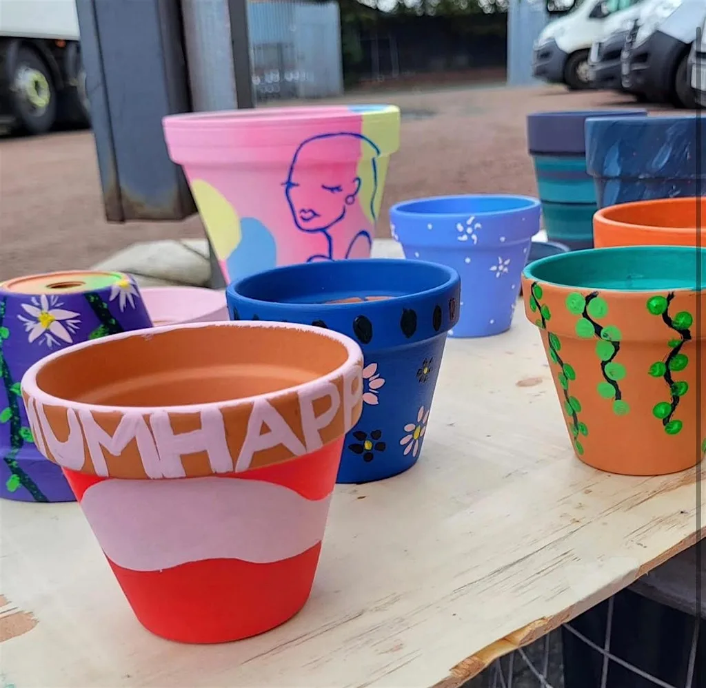 Crownpoint Potters ' Pottery Painting Event 11am-12 Glasgow Doors Open
