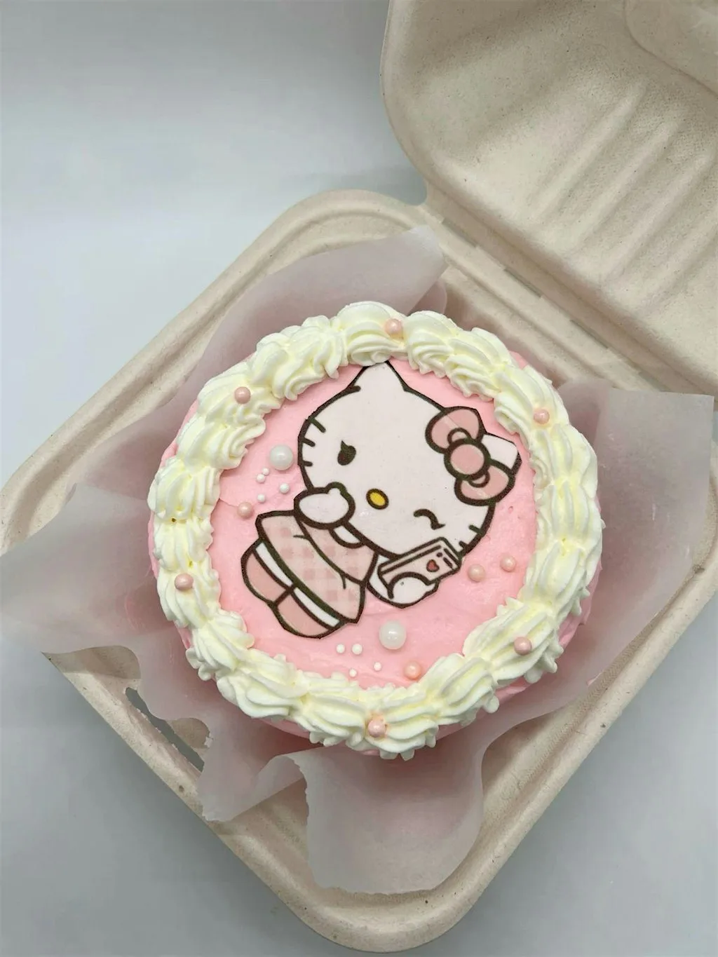 Hello kitty Cake decorating workshop (savour Kilkenny) at Kilkenny River Court Hotel