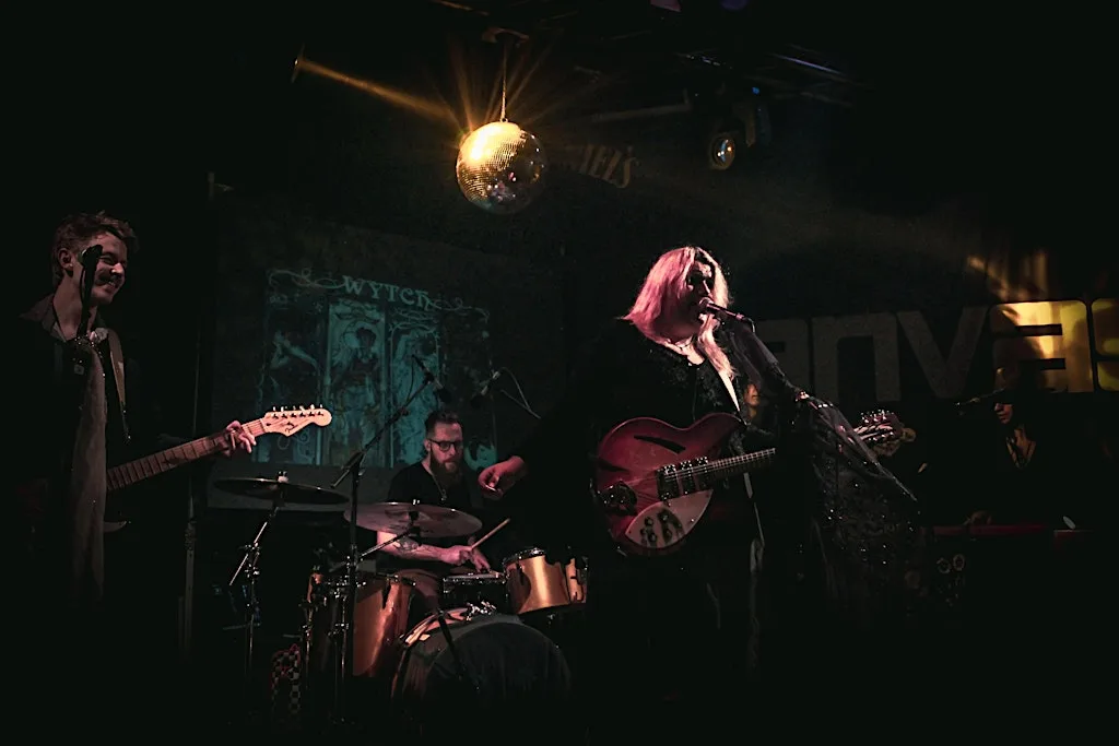 Wytch 'Sapphire' EP Listening Party at Canvas