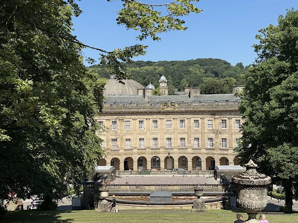 Buxton Community Tour – Buxton Highlights at St Ann's Well - Public Water Fountain