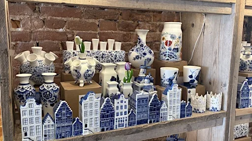 Painting ‘Dutch Blue Christmas Coasters’ @ The Hayride, Beverley at Hayride