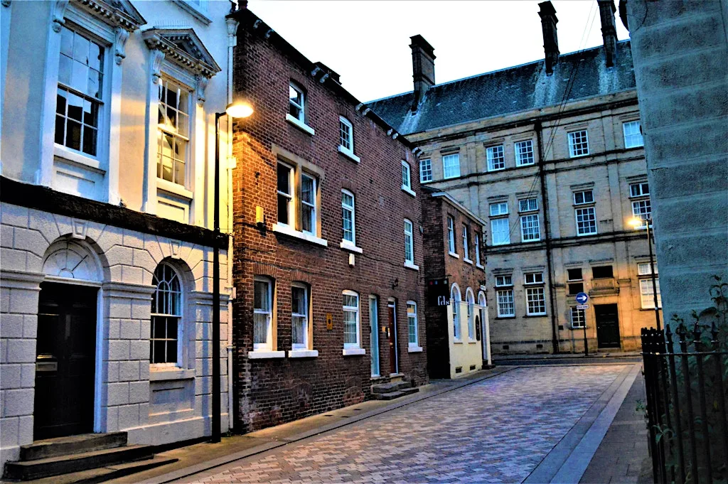 Discover Wakefield's Architecture