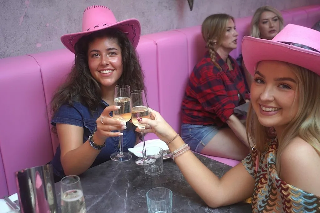 RODEO BOTTOMLESS BRUNCH at April's Kitchen