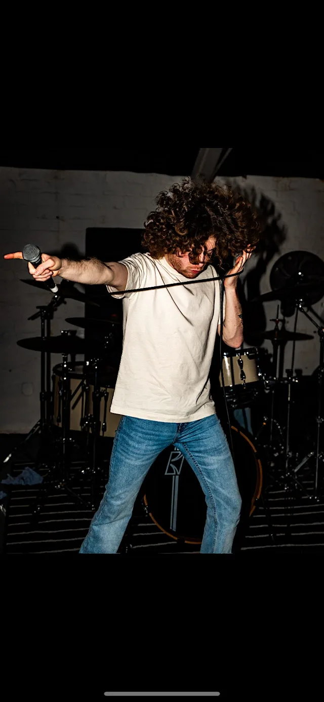 HIGH RYDER AT BENNIGANS at Bennigans Bar