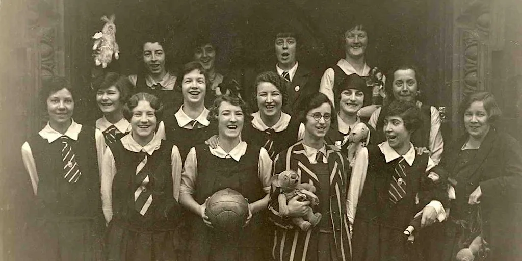 Women's History Tour - Cardiff's Civic Centre at Main Building