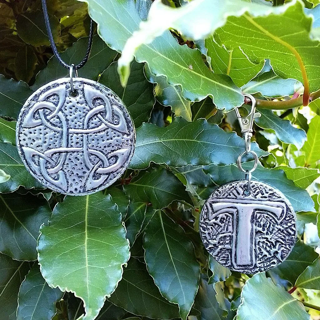 Metal embossed keyring craft workshop