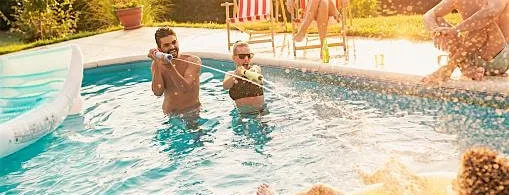 LGBTQ+ Singles Pool Party!! (Oakland)