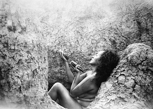 Carrying Histories: Indigenous Feminisms and Photography at Autograph