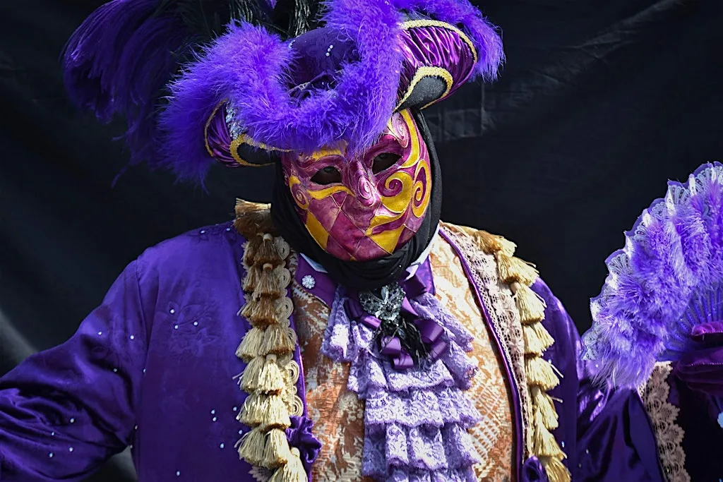 Photo Walk for Women: West End Carnival at Fotonow CIC