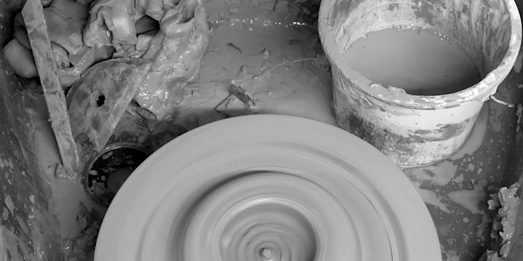 8 week throwing evening class - Monday at One Wall Studio