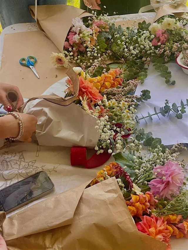 FLOWER BOUQUET MAKING at nuvo