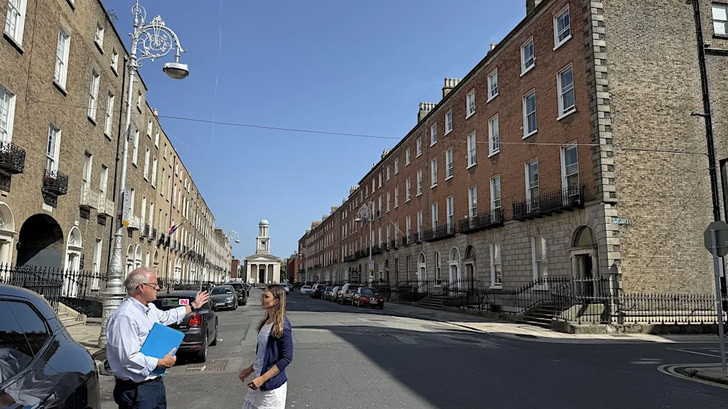 Small-Group Dublin Architecture Walking Tour
