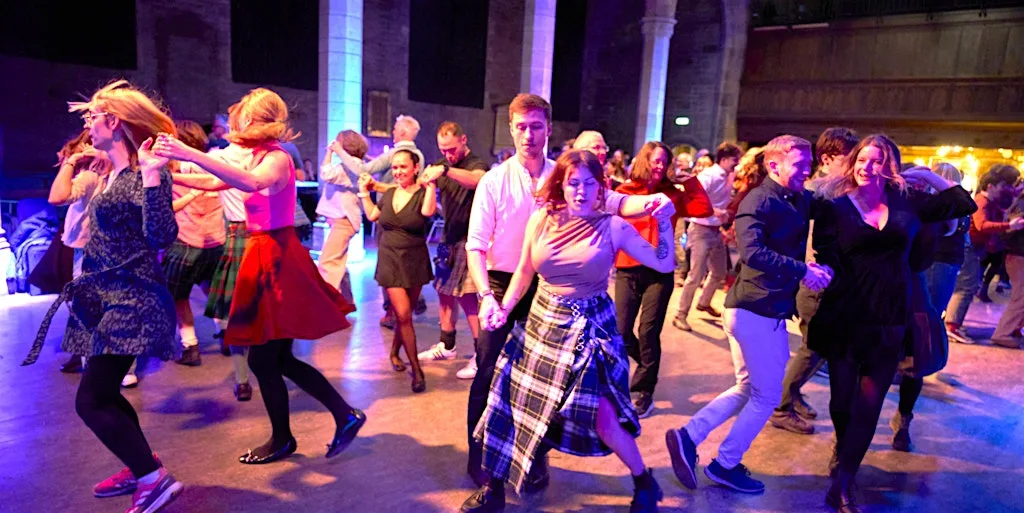 Christmas Laldie Ceilidh featuring Deoch 'n' Dorus