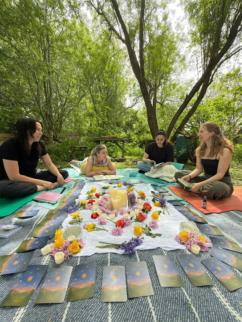 ✨Circle of Her - Women’s Circle✨ at The Beehive Centre