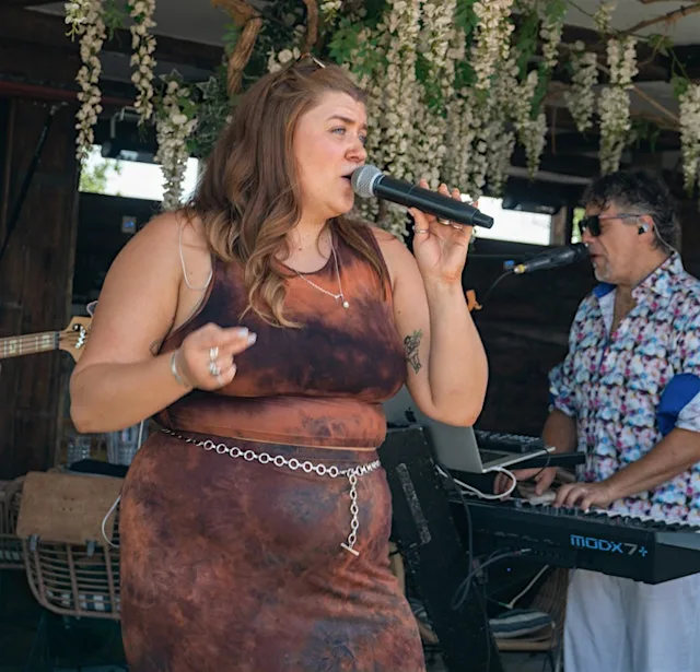 Live Music with Shannon at The Never Say Never at The Never Say Never