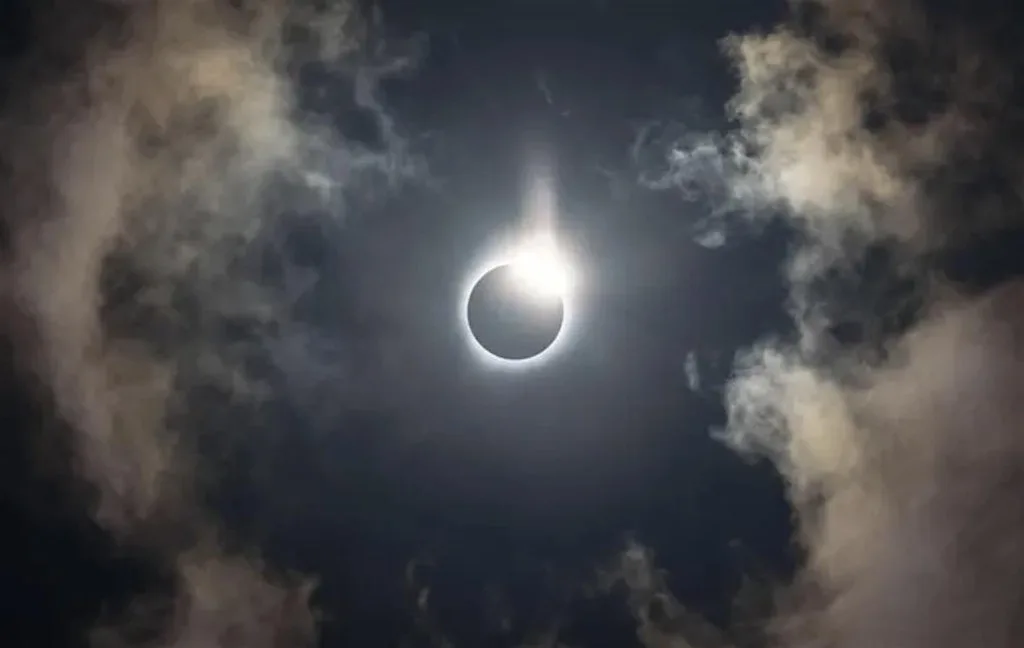 September New Moon Event