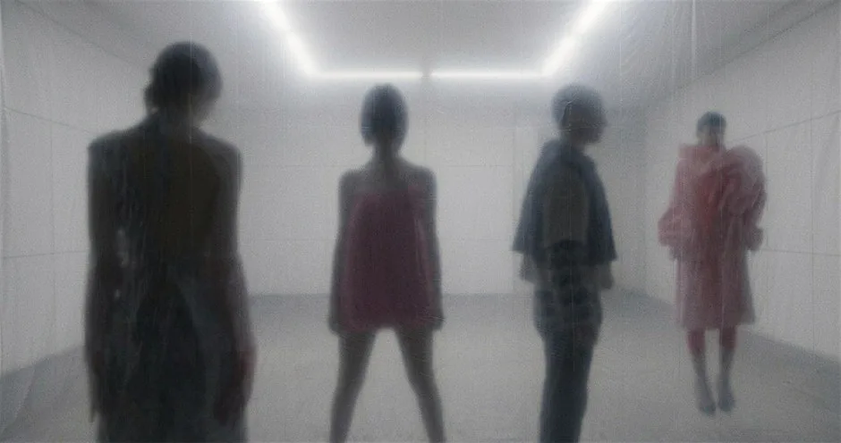 Statues of Our Time: A Movement Connecting Fashion, Music and Art at LVLS