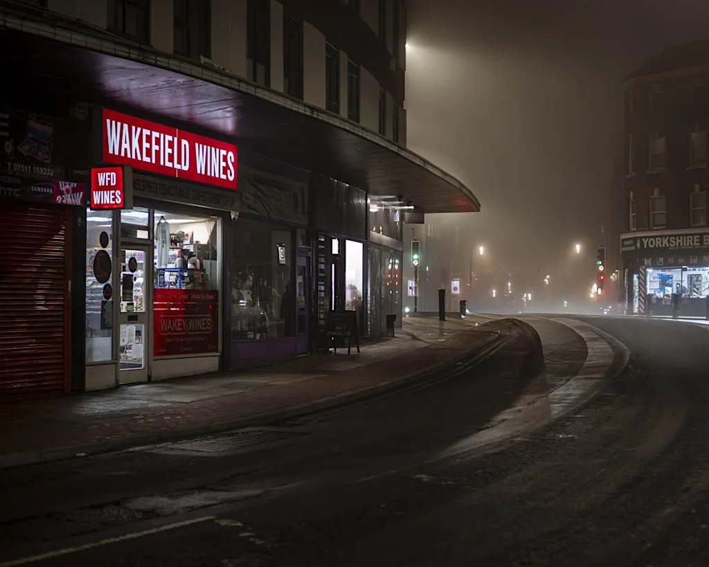 Wakefield After Dark, Photographs of the City at Night - Richard Walls