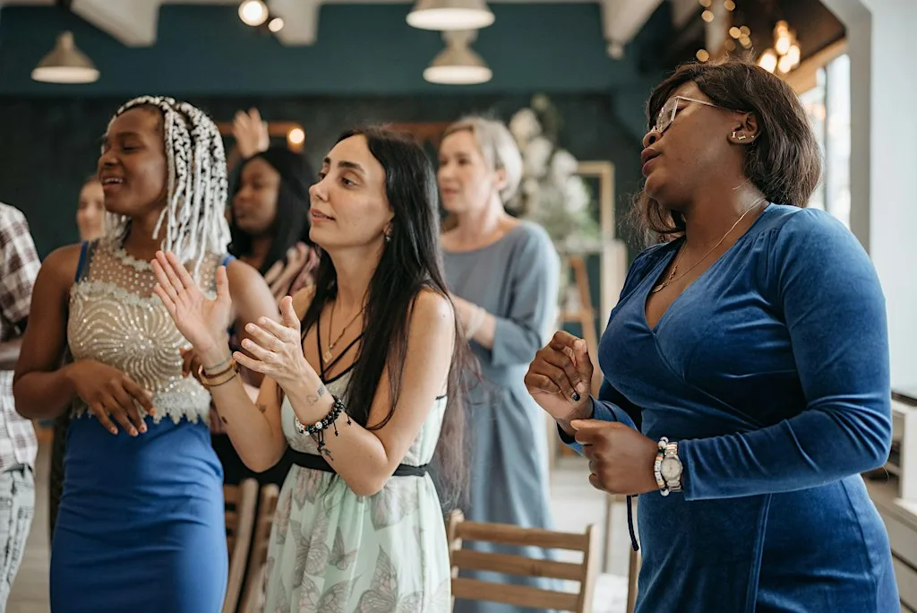 RISE. REDEFINE. REIGN (R3) Summit LIVE: The Power to Rise at Hyatt Place London City East