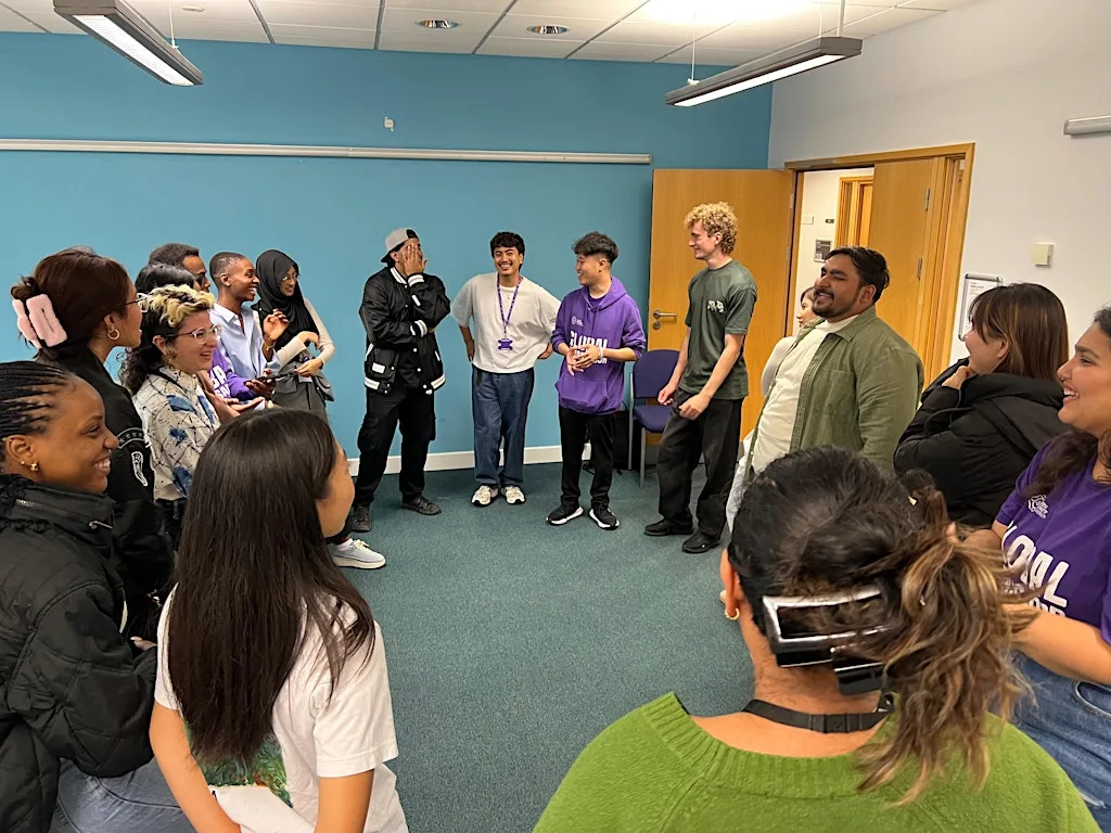 Cultural Exchange : British (Leeds) session at The Rose Bowl