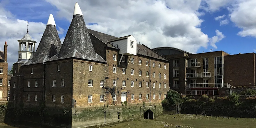 f Art and Industry in East London