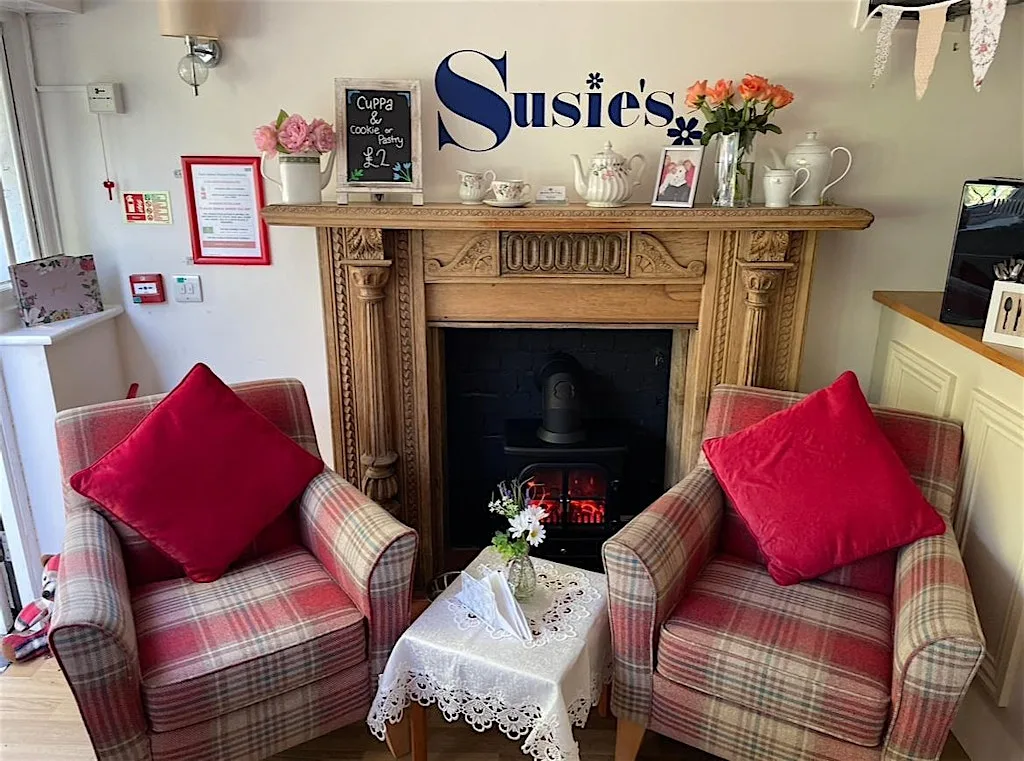 Friends Connect Coffee Morning at Little Bramingham Farm Care home at Little Bramingham Farm, Luton Care Home - Friends of the Elderly