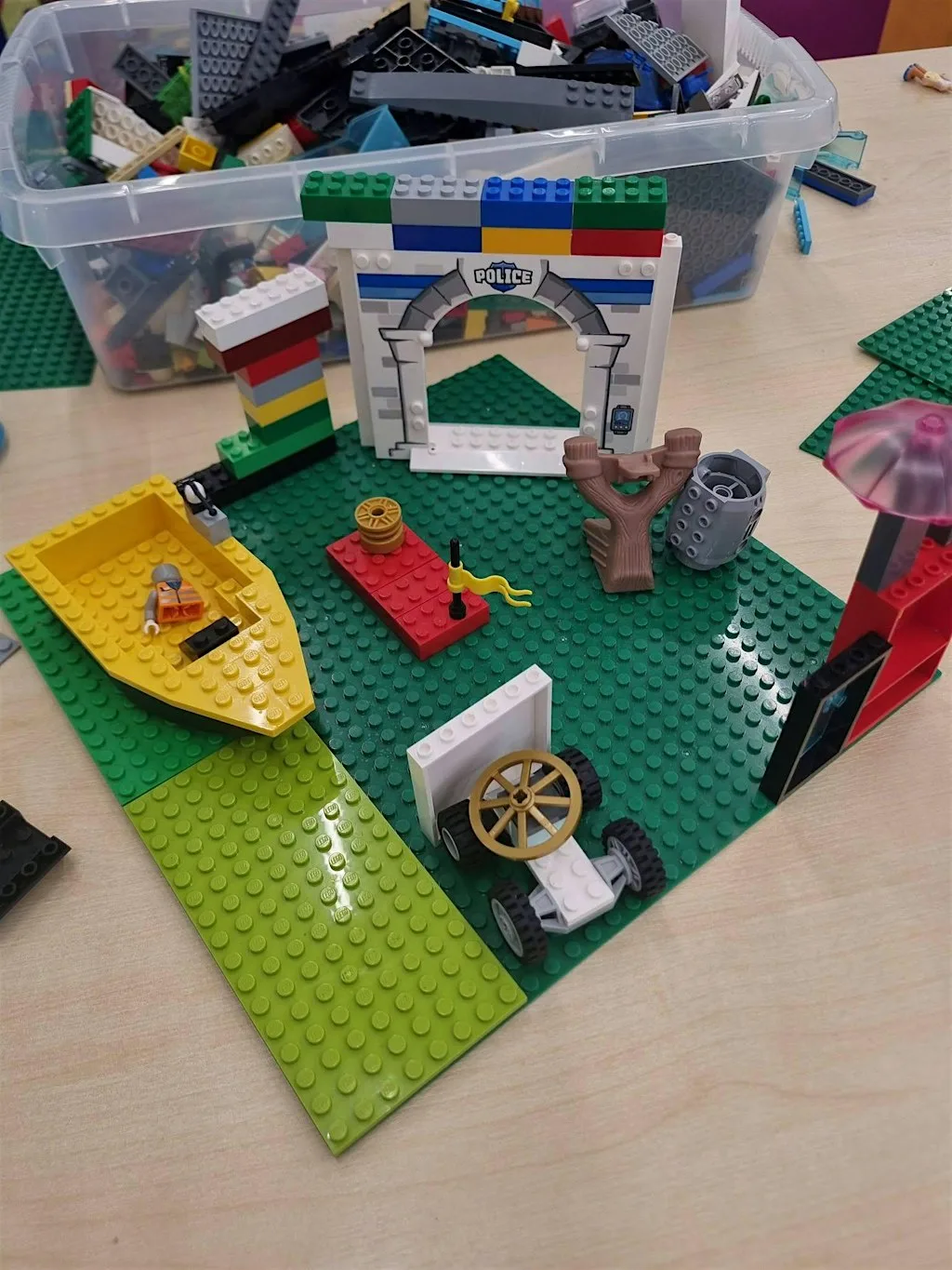Brilliant Builds at Halton Lea Library