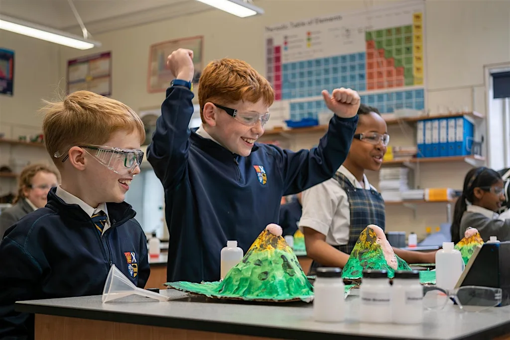 Little Scientists, Big Family Fun at High School of Dundee