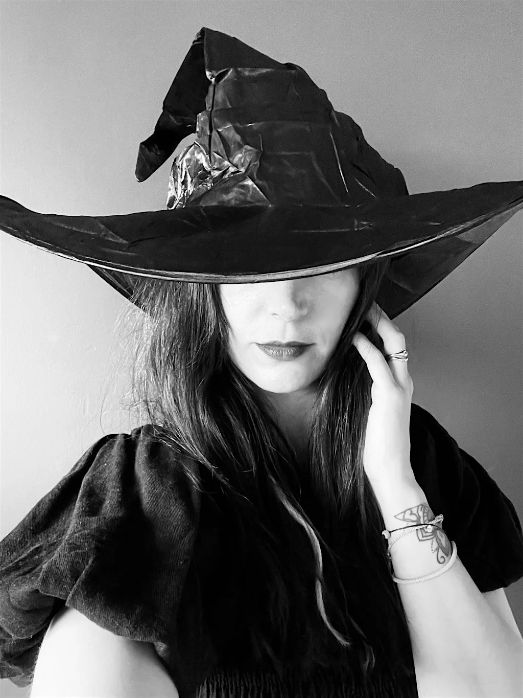 WILD WITCH WITHIN A Samhain gathering of cacao, spellcraft, ritual & sound at Harewood Holistics