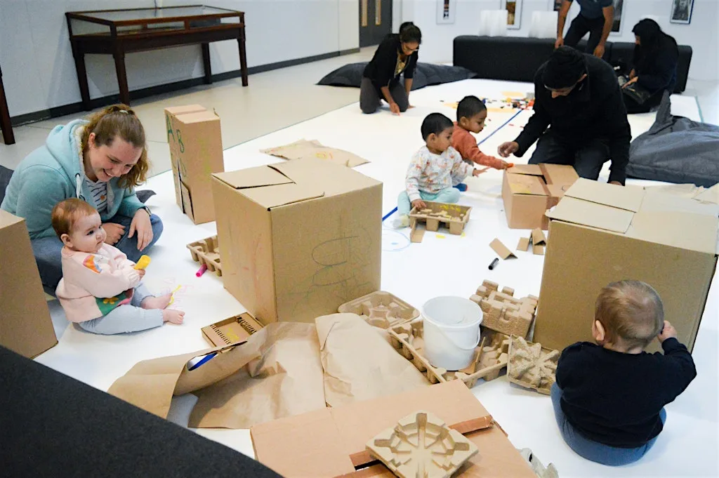 Tiny Play at Leicester Gallery