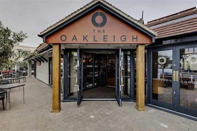 Over 50's Speed Dating at The Oakleigh, Leigh on Sea at The Oakleigh