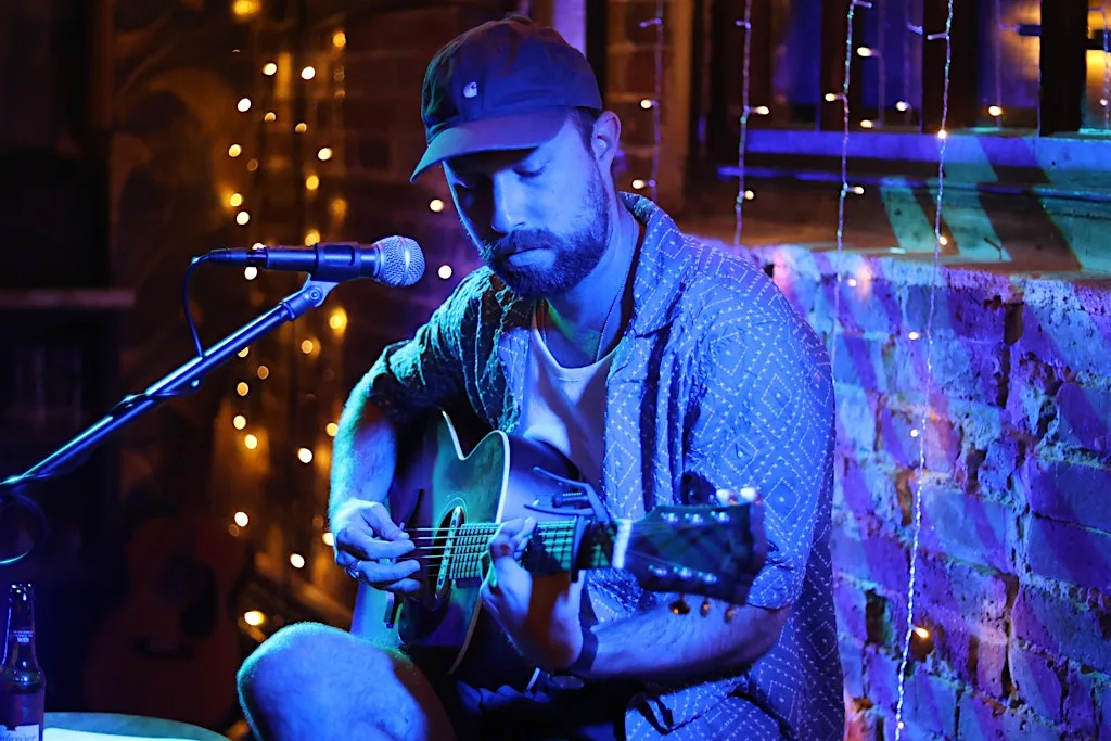 Low Light Live: Stevie Thornett + The Quiet Drift + Anonnymouse + Jake A...