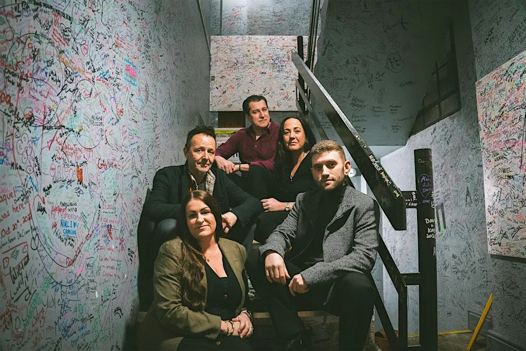 The Velvet Tide with support from Pete and Tom on song
