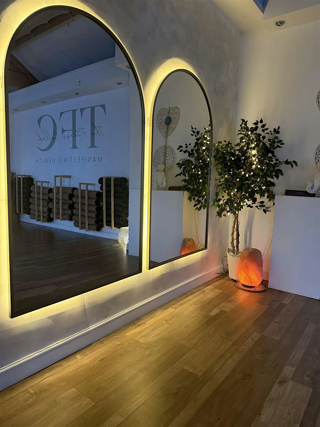 An Afternoon of Mediumship at The Fitness Collab