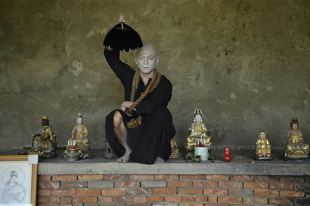 Butoh Workshop: Body Writing, Listening Body
