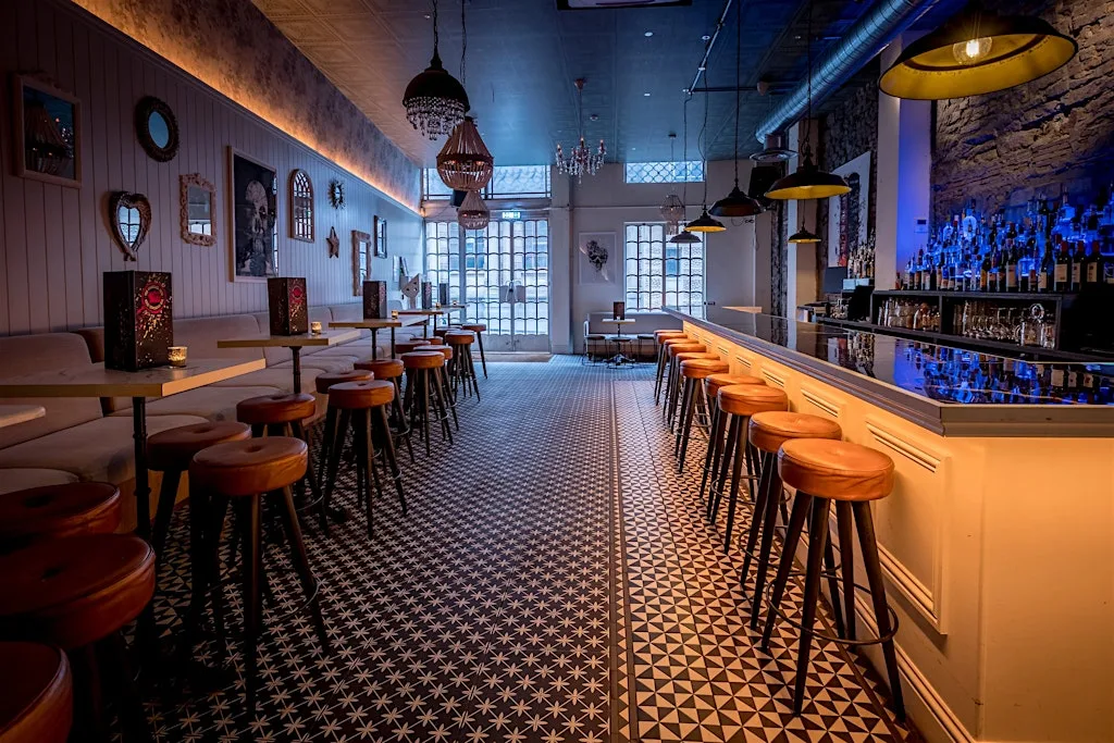 Girls Night - LGBTQ+ Speed Dating Bristol at The Cocktail Club - Corn Street Bristol