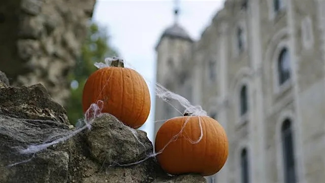 Move and Sketch goes Halloween at Tower of London at Tower of London