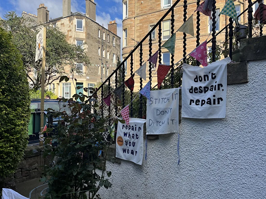 Edinburgh Street Stitchers at Colony of Artists at 24 Waverley Pl