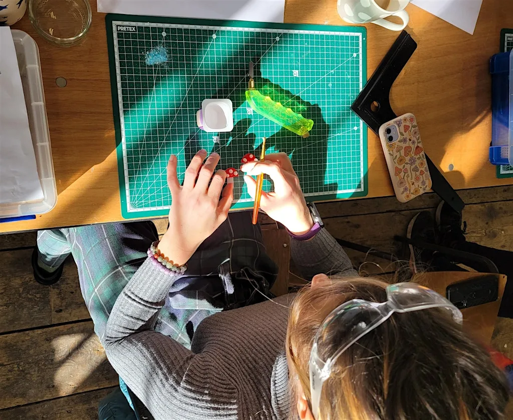 Make a Fused Glass Dish workshop at Callipizza Daytime Cafe