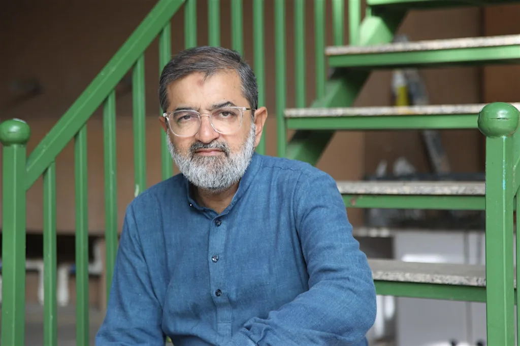 Dyed, printed and painted cloths of Gujarat: Talks by three master artisans at Gawthorpe Textiles Collection