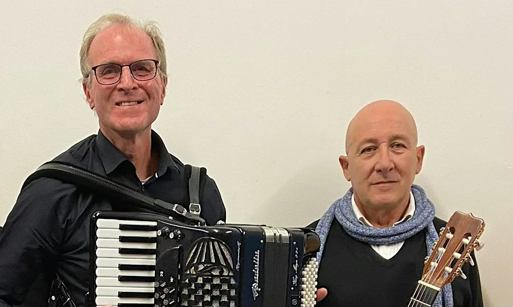 Cantar Latino, Oscar and Jeremy, an afternoon of songs from Latin America