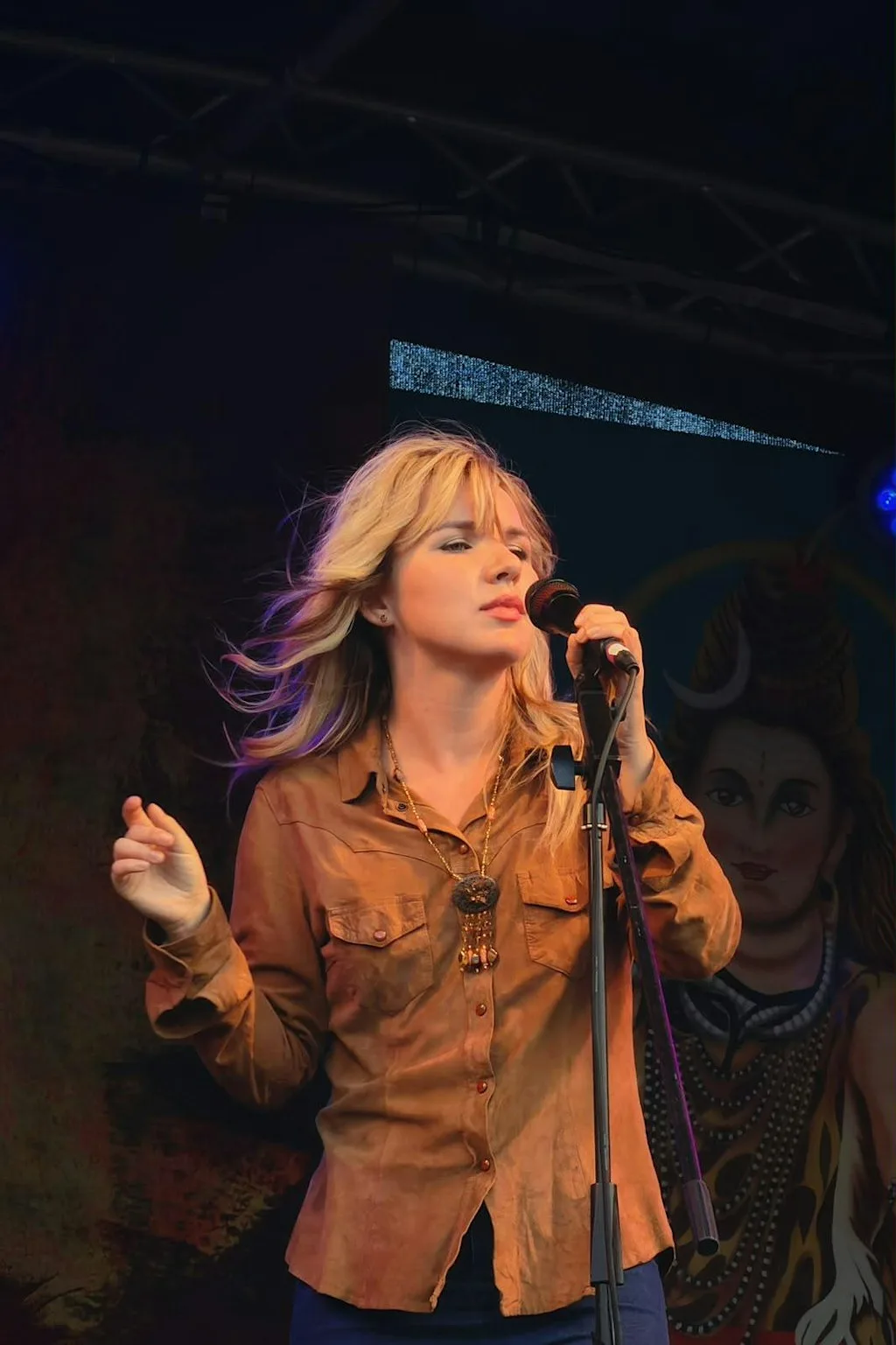 Hattie Chandler live at Quay West - Gosport at Quay West Studios