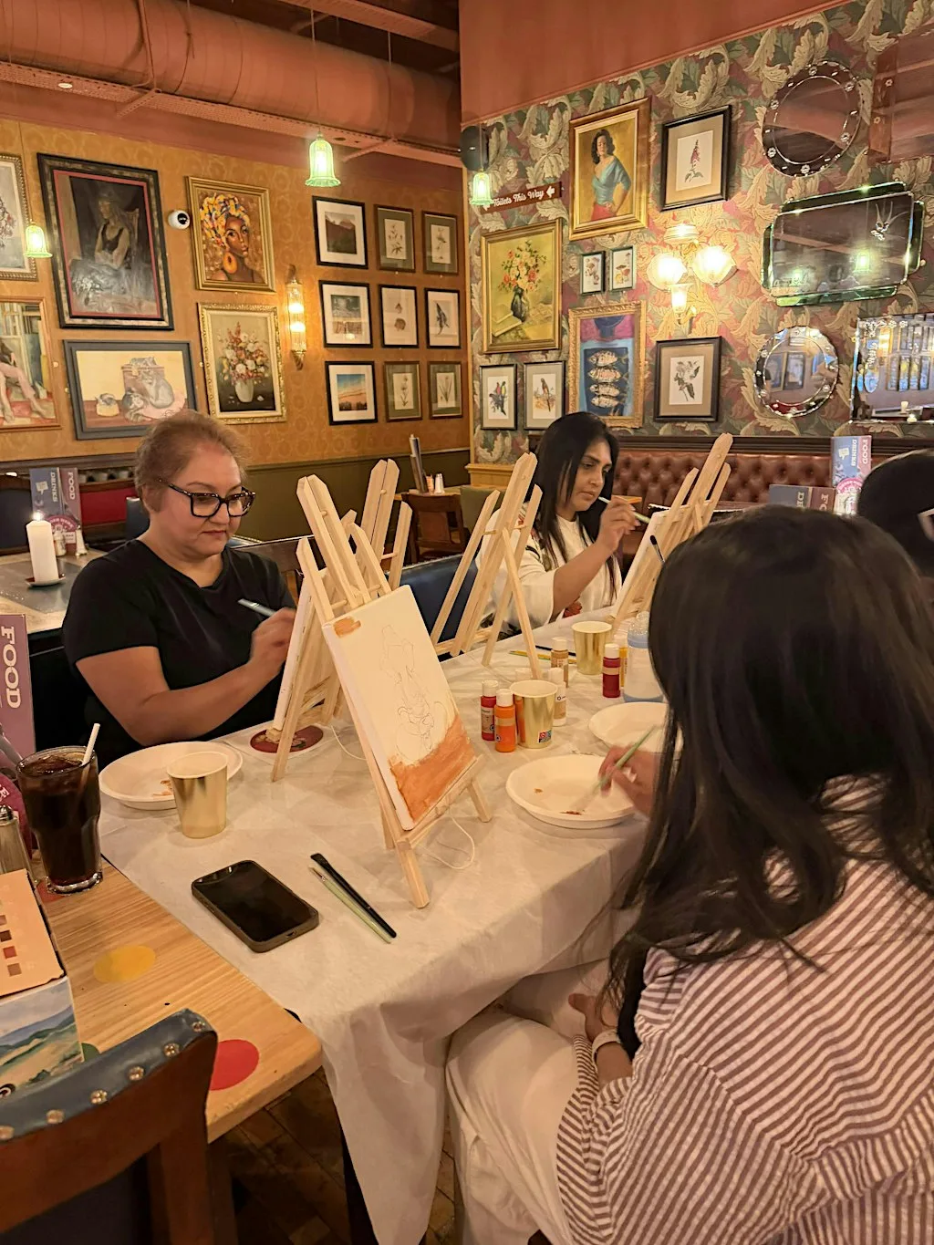 SIP & PAINT BRACKNELL at Pineto Lounge