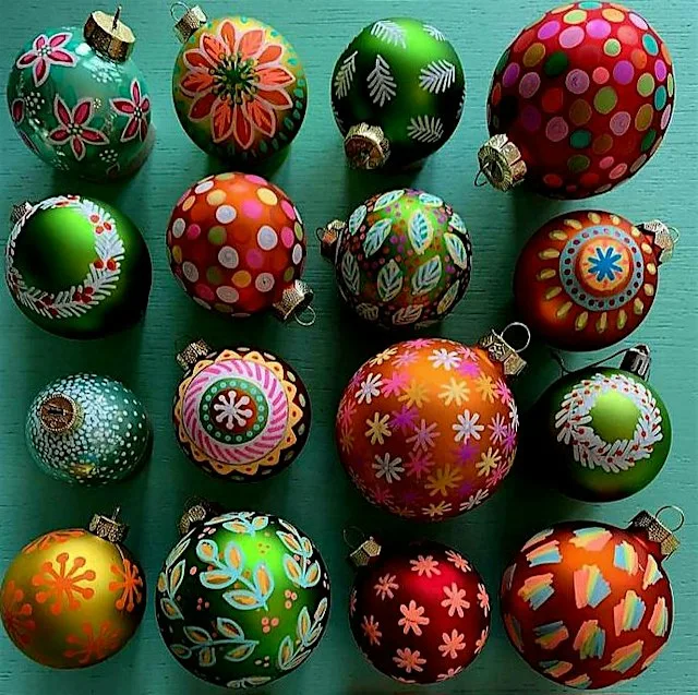 Design & Decorate a Trio of Christmas Baubles
