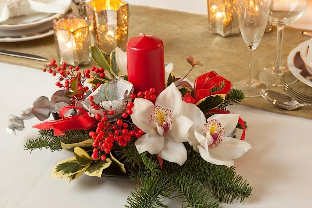 Create a centrepiece for your Christmas table