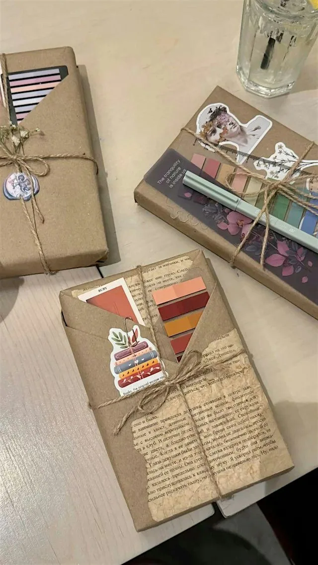 OCTOBER BOOKCLUB: BOOK WRAPPING & GIFT EXCHANGE