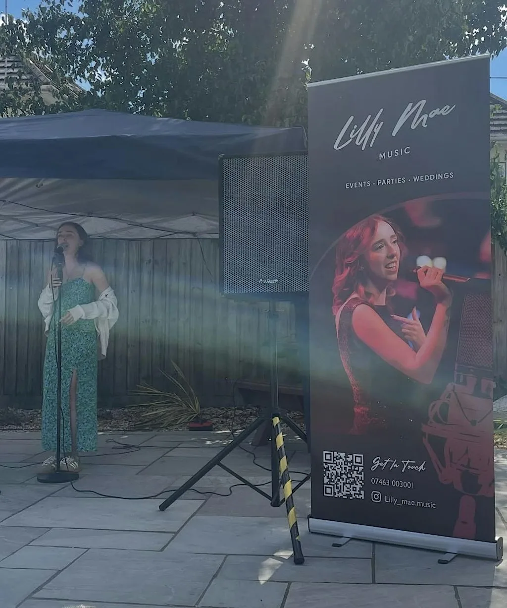 An evening with lilly_mae music